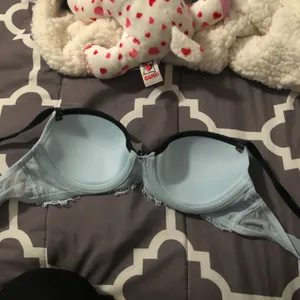 Victoria's Secret bra thumbnail 2