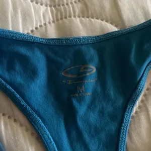 Blue sports bra #activewear Champion size M No flaws thumbnail 2