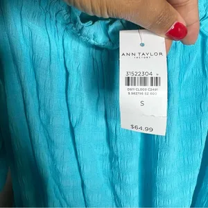 Ann Taylor Factory‎ Womens Size S Textured Chiffon Off The Shoulder Blouse thumbnail 8