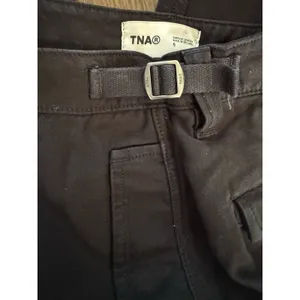 Tna Aritzia Strobel Cargo Pants Black Wide Leg Cinch Women’s Size 6 thumbnail 9