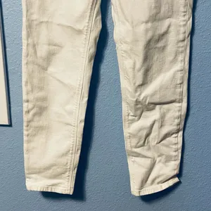 Size 4 American Eagle White Mom Straight Leg Stretch Jeans thumbnail 5