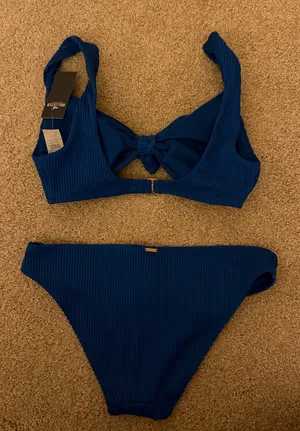 Blue Hollister Bikini Set NWT S thumbnail 2