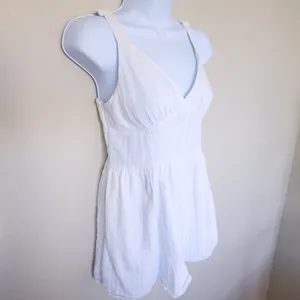 American Eagle Romper Womens Medium White Cotton Grid Smocked Back Summer V-Neck thumbnail 7