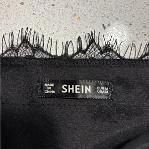 SheIn Black Lace Trim Cami Top thumbnail 4