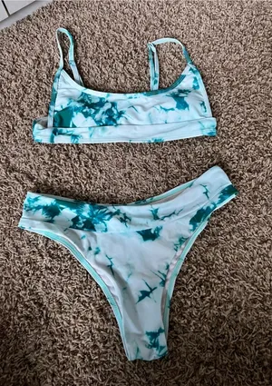 SHEIN Teal & White Tie-Dye Bikini Set thumbnail 1