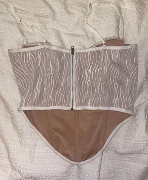White Fox corset thumbnail 2