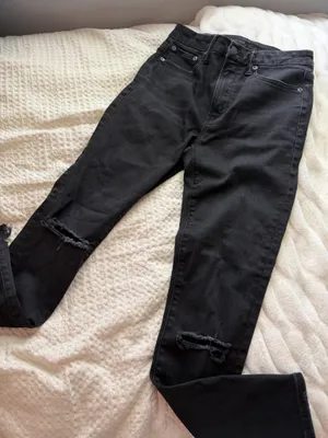 AE Black Super Hi-Rise Jeans thumbnail 1