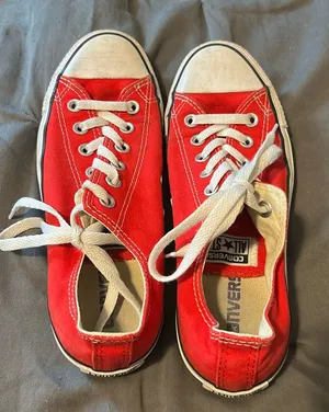 Red Low-Top Converse Sneakers thumbnail 1