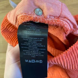 BDG Size 27 or 4 Corduroy orange mom jean shorts thumbnail 4