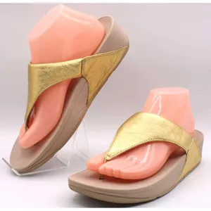 FitFlop Glitzy Lottie Thong Sandals Gold Metallic Leather Straps Womens Size 9 thumbnail 1