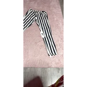 Women's/Juniors V.I.P. Black & White Stripe Size‎ 1/2 New I0200 thumbnail 5