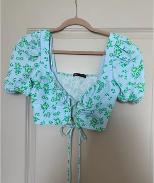 ZARA Floral Top thumbnail 3