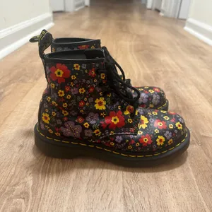 Dr Martens | 1460 Pascal Floral Black Leather Vintage Garden Combat Boots, EU 36 thumbnail 3