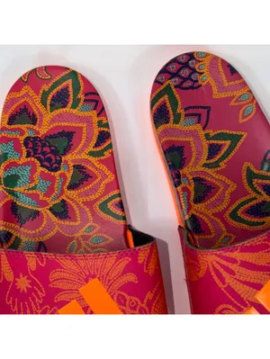 Adidas Adilette Comfort Slides Floral Print Women’s Size 9 Bright Pink Orange thumbnail 4