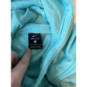 Nike Womens Large Teal Dri Fit Thermal‎ Training Tape Hoodie Workout Winter thumbnail 2