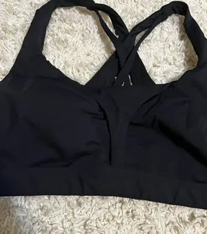 Lululemon black high support run times sport bra size 10 c/d thumbnail 2
