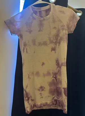 Lululemon Swiftly Tech Short Sleeve thumbnail 1