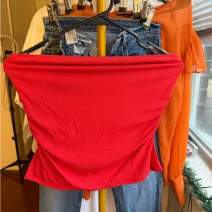 Red Women's Top Size L thumbnail 2