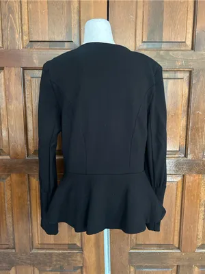 Cabi Agency Peplum Blazer Jacket Size 8 Black 3549 Ponte Knit Wrap Work Wear thumbnail 4
