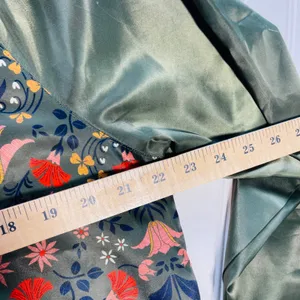 Francesca's Mi‎ Ami Floral Velvet Bomber Jacket Olive Green Satin Large NWOT thumbnail 9