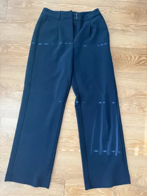 Old Navy Trousers thumbnail 1