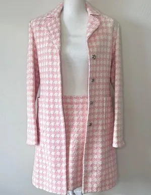 Moda International Suit Set Pink Size 4 thumbnail 1