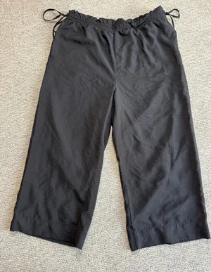 A‎ New Day Black Wide Leg Cropped Pants Elastic Paperbag Waist XL VN1247024 thumbnail 1