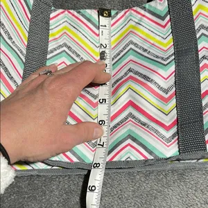 Thirty-One Pink and Yellow Chevron Tote Bag thumbnail 8