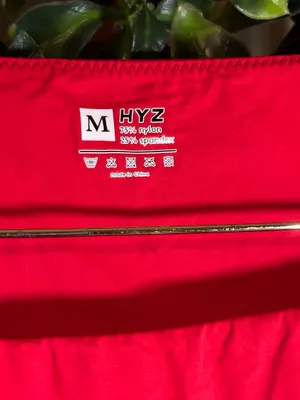 Red long sleeve top size medium thumbnail 3