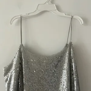 Nasty Gal Sequin Silver Strappy Mini Dress Size 4 thumbnail 4