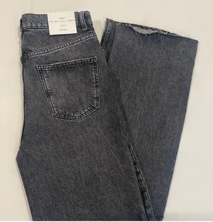 ZARA Jeans High-Rise 90s Full-Length thumbnail 2