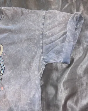 Boutique Oversized Graphic T-shirt thumbnail 4
