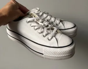 Converse Chuck Taylor All Star Lift Platform Leather Women Low Top Shoe White 6 thumbnail 1