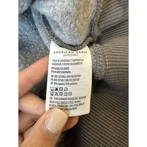 AMERICAN EAGLE AE OVERSIZED GRATEFUL DEAD GRAPHIC SWEATSHIRT WOMENS Size XS 2731 thumbnail 5