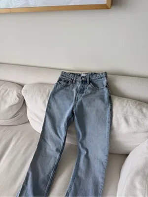 Zara Light Wash Jeans thumbnail 6