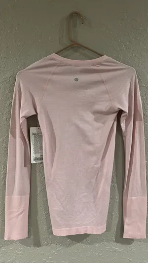 Lululemon Swiftly Tech Long Sleeve NWT thumbnail 3