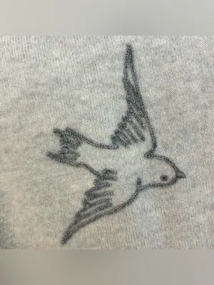 New Scotland 100% Cashmere Lightweigth V-neck Embroidered Sparrow Swearer Small thumbnail 7