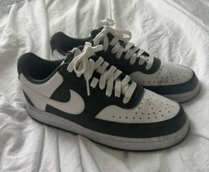Green Nike Dunk Low Women’s thumbnail 1