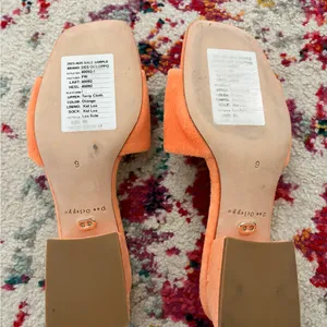 DEE OCLEPPO Dizzy Leather Buckle Mule Sandals In Orange thumbnail 5