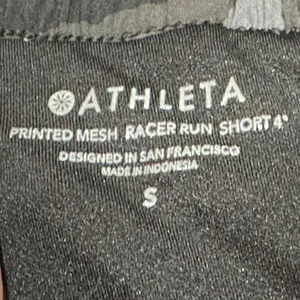 Athleta Printed Mesh Racer Run 4" Camo‎ Athletic Lined Shorts Size Small UFP 50 thumbnail 6