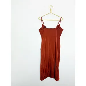 ShowPo Dazzling Lights Midi Dress Size 10 Satin Copper Rust thumbnail 14