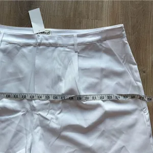 Edikted White High-Waist‎ Tailored Shorts thumbnail 4