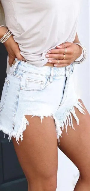 Cello Light Wash Destroyed Denim Shorts Small Light Wash thumbnail 2