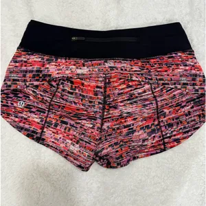 Lululemon Shorts thumbnail 2