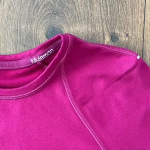 Lululemon Runderful Long Sleeve Top Size 4 Deep Fuchsia Reflective Stretch Runni thumbnail 2