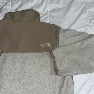 The North Face Denali Women's Medium Fleece Jacket Beige and Cream Coat M/M Ac6w thumbnail 4