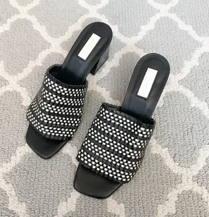 Topshop Black And White Weave Low Block Heel Mule Sandal thumbnail 1