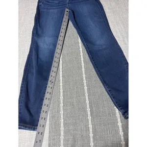 American Eagle Outfitters Women's Size 4 Short, High Waisted Skinny Jeans‎ thumbnail 2