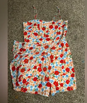 Willow & Root NWT floral romper size XL thumbnail 7