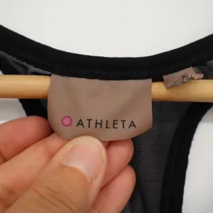 Athleta Womens Black Racerback Mesh Back Performance Workout Tank Top Size L thumbnail 4